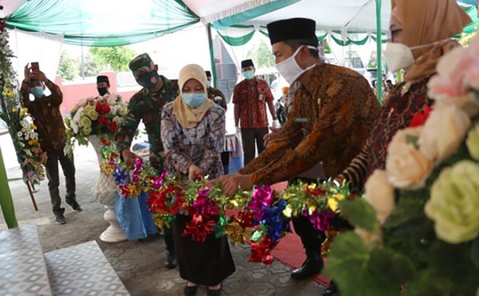 Bupati Haryanti Resmikan Masjid Nurul Huda Purwoasri