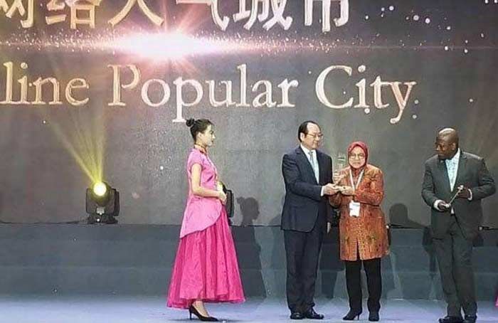 Surabaya Menang Guangzhou Awards 2018, Kota Terpopuler Online Surabaya Menang Guangzhou Awards 2018, Kota Terpopuler Online