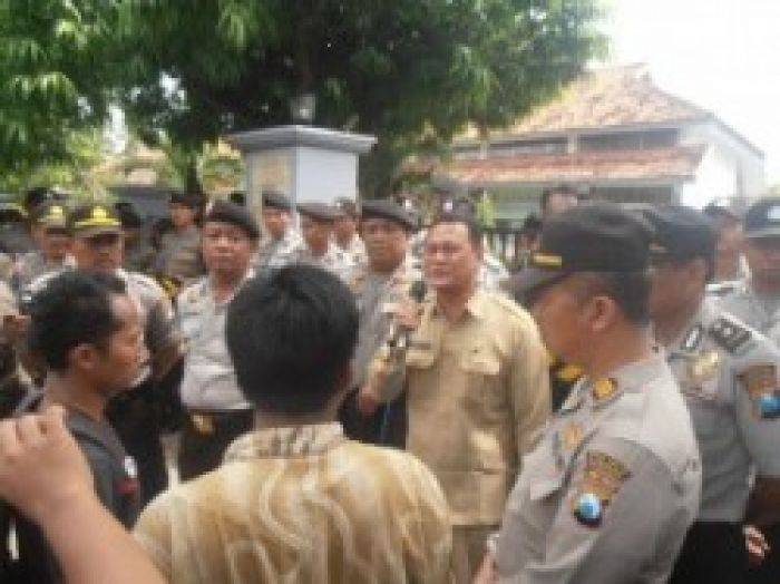 Aktivis Alimas Laporkan Dugaan Penyimpangan PU Pengairan Sampang ke Kejaksaan Aktivis Alimas Laporkan Dugaan Penyimpangan PU Pengairan Sampang ke Kejaksaan