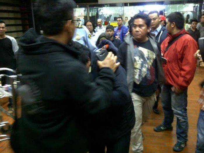 Ditangkap Polisi di Bandara Soekarno-Hatta, Terduga ISIS Ketakutan Ditangkap Polisi di Bandara Soekarno-Hatta, Terduga ISIS Ketakutan