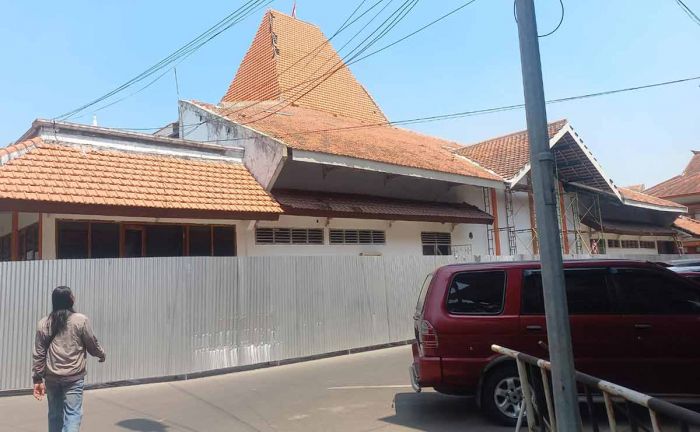 Progres Rehabilitasi Eks Gedung DPRD Kabupaten Mojokerto Capai 65 persen Progres Rehabilitasi Eks Gedung DPRD Kabupaten Mojokerto Capai 65 persen