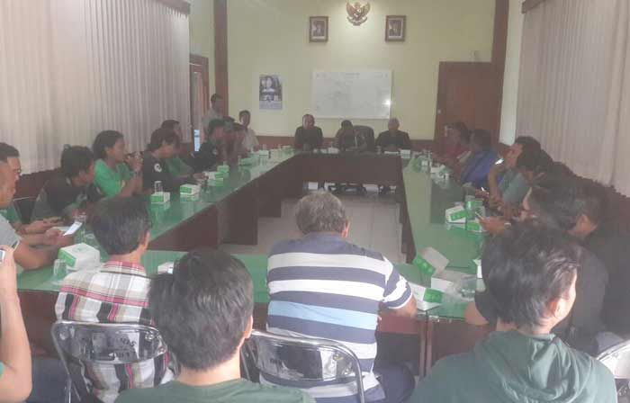Cegah Bentrokan Meluas, Bonek dan PSHT Gresik Sepakat Damai Cegah Bentrokan Meluas, Bonek dan PSHT Gresik Sepakat Damai