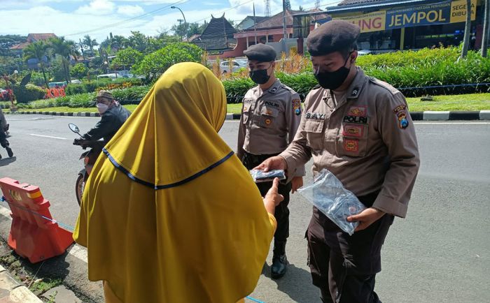 Antisipasi Penyebaran Varian Omicron, Polres Batu Lakukan Operasi Yustisi