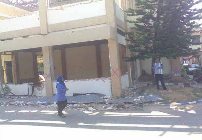 Fantastis, Renovasi Gedung Pemkab Sumenep Habiskan Rp 4,5 M Fantastis, Renovasi Gedung Pemkab Sumenep Habiskan Rp 4,5 M