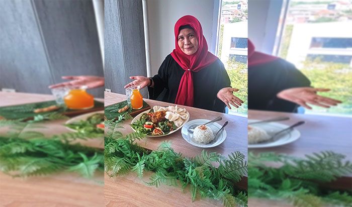 Nikmatnya Bebek Goreng Ditemani Es Sinom by Deka Hotel Surabaya Nikmatnya Bebek Goreng Ditemani Es Sinom by Deka Hotel Surabaya
