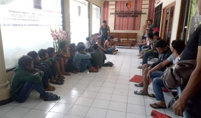 Bentrok Rembol dengan PSHT di Parengan-Tuban, Polisi Amankan 16 Orang Bentrok Rembol dengan PSHT di Parengan-Tuban, Polisi Amankan 16 Orang
