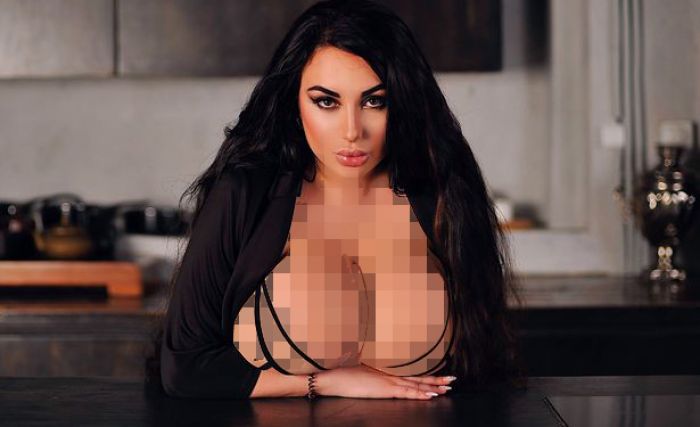 Buah Dada Terus Tumbuh, Jadi Berkah karena Ada Instagram Buah Dada Terus Tumbuh, Jadi Berkah karena Ada Instagram