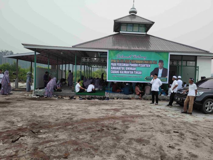 Unik, Merintis Kampung NU, Dirikan Pesantren di Tengah Hutan