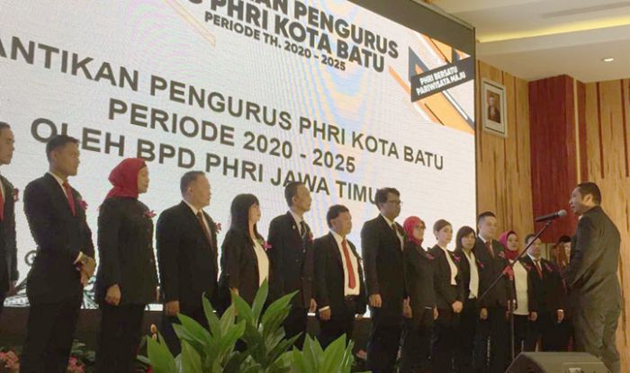 Wali Kota Batu Minta Semua Hotel dan Restoran Gabung PHRI Wali Kota Batu Minta Semua Hotel dan Restoran Gabung PHRI