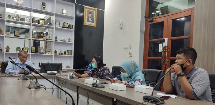 Audiensi dengan Komisi I, LSM Forkot Gresik Minta DPRD Panggil Pengembang Dakota City