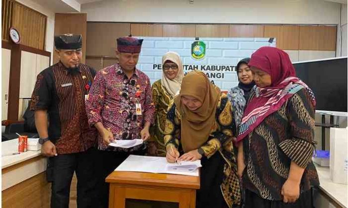 Umsida Teken Program Kampus Merdeka dengan Pemkab Banyuwangi Umsida Teken Program Kampus Merdeka dengan Pemkab Banyuwangi