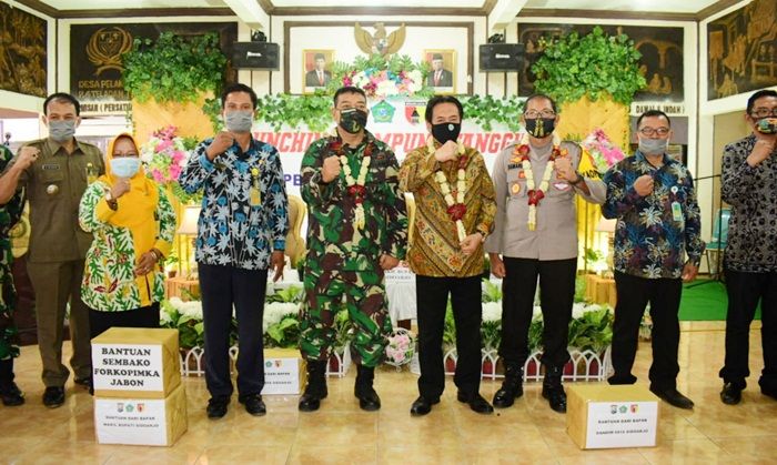 Siap Tangkal Covid-19, Kecamatan Jabon Luncurkan 6 Kampung Tangguh Sekaligus Siap Tangkal Covid-19, Kecamatan Jabon Luncurkan 6 Kampung Tangguh Sekaligus