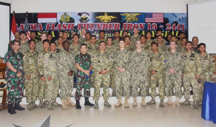 Latihan Bersama Kopaska TNI AL dan US Navy Seal Berakhir Latihan Bersama Kopaska TNI AL dan US Navy Seal Berakhir