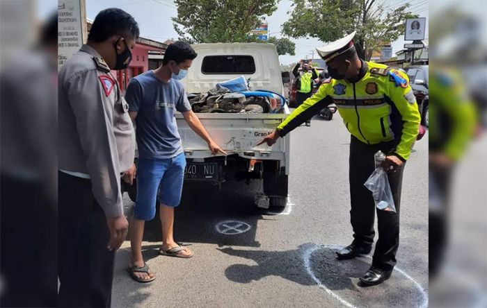 Naik Motor Berdua, Bocah 8 Tahun di Sidoarjo Tewas Tabrak Pikap Parkir