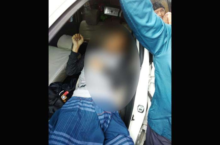 Pemuda Asal Jawa Tengah Ditemukan Tewas di dalam Mobil di Ponpes Sukorejo Situbondo Pemuda Asal Jawa Tengah Ditemukan Tewas di dalam Mobil di Ponpes Sukorejo Situbondo