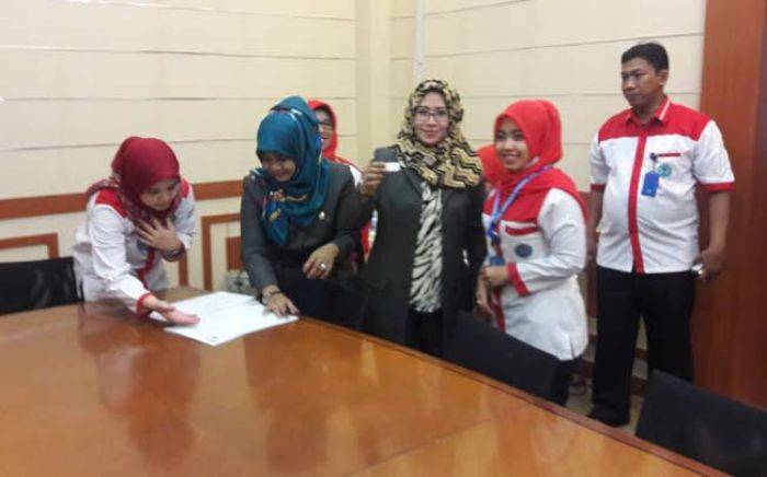 Masyarakat Desak BNNK Transparan Umumkan Hasil Tes Narkoba DPRD Gresik Masyarakat Desak BNNK Transparan Umumkan Hasil Tes Narkoba DPRD Gresik