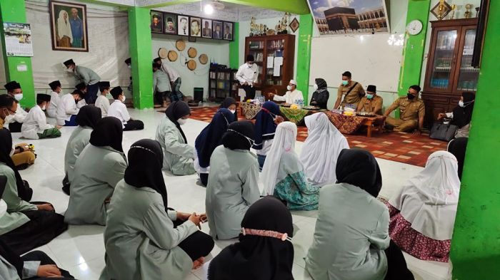 Marak Kasus Pencabulan, Wali Kota Mojokerto Sidak ke Sejumlah Pondok Pesantren Marak Kasus Pencabulan, Wali Kota Mojokerto Sidak ke Sejumlah Pondok Pesantren