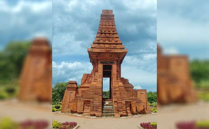 Kisah Candi Bajang Ratu, Gapura yang Tidak Boleh Dilewati Pejabat? Kisah Candi Bajang Ratu, Gapura yang Tidak Boleh Dilewati Pejabat?