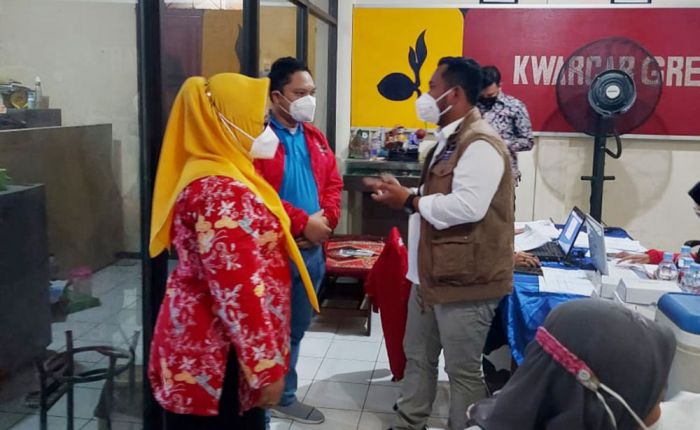 Gresik Masuk Zona Oranye, Relawan Nakes Percepat Vaksinasi Dosis 1 dan 2 Gresik Masuk Zona Oranye, Relawan Nakes Percepat Vaksinasi Dosis 1 dan 2