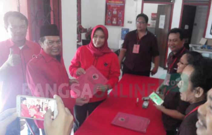 Jelang Pilwali Mojokerto 2018, Masud Yunus Ambil Formulir Sendiri, MY Dipastikan Retak Jelang Pilwali Mojokerto 2018, Masud Yunus Ambil Formulir Sendiri, MY Dipastikan Retak