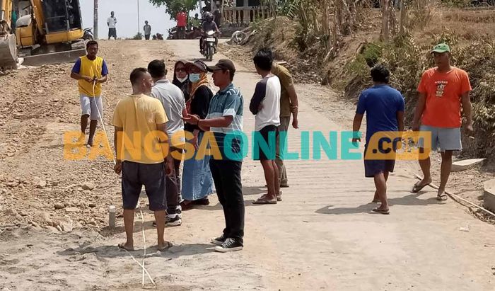 Pengembang Penuhi Keinginan Warga Mojopurno Madiun soal Jalan Pengembang Penuhi Keinginan Warga Mojopurno Madiun soal Jalan