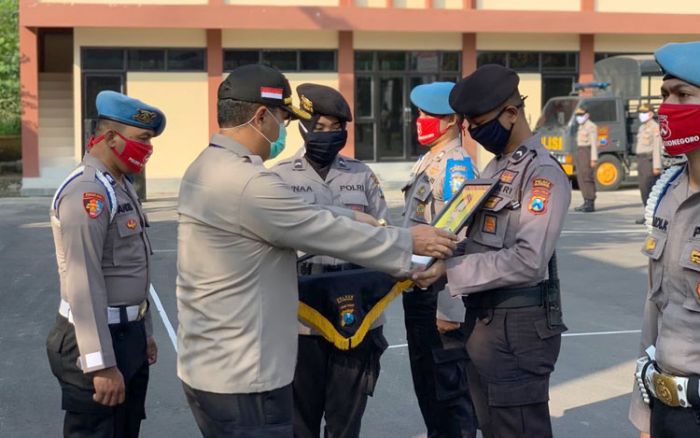 Edarkan Narkoba, Satu Anggota Polres Bojonegoro Dipecat Edarkan Narkoba, Satu Anggota Polres Bojonegoro Dipecat