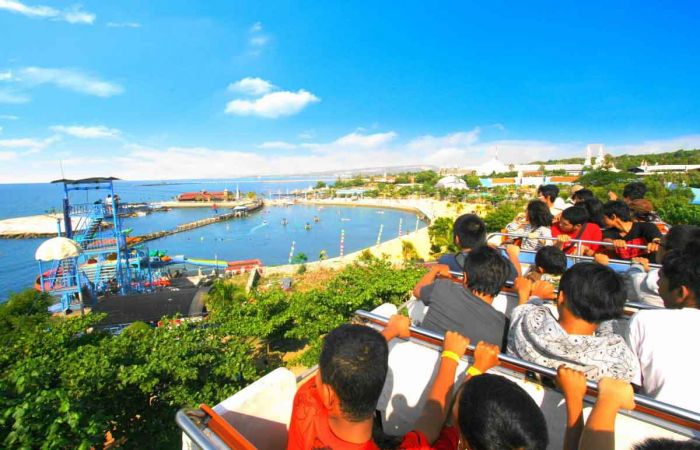 Destinasi Wisata di Lamongan Dikunjungi 4 Juta Lebih Wisatawan Selama 2024 Destinasi Wisata di Lamongan Dikunjungi 4 Juta Lebih Wisatawan Selama 2024