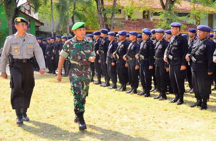 1.569 Pasukan Siap Amankan Pilkades Serentak Pamekasan 1.569 Pasukan Siap Amankan Pilkades Serentak Pamekasan