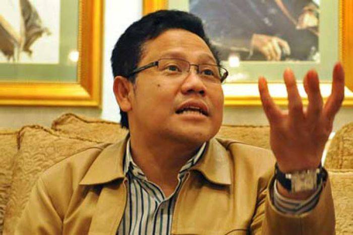 Ombudsman Beri Penghargaan Layanan Ijin TKA Kemnakertrans Ombudsman Beri Penghargaan Layanan Ijin TKA Kemnakertrans