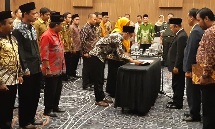 Jaga Netralitas, Anggota PPK Pilbup Sidoarjo Diingatkan Tak Nge-Like Gambar Paslon Jaga Netralitas, Anggota PPK Pilbup Sidoarjo Diingatkan Tak Nge-Like Gambar Paslon