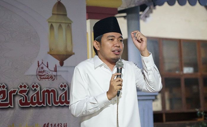 Ketua Fraksi Gerindra DPRD Jatim Tanggapi Konflik di Perbatasan Jember-Banyuwangi Ketua Fraksi Gerindra DPRD Jatim Tanggapi Konflik di Perbatasan Jember-Banyuwangi