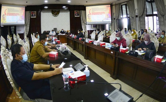 Selama PPKM, Operasional Pusat Perbelanjaan Dibatasi Hingga Pukul 8 Malam Selama PPKM, Operasional Pusat Perbelanjaan Dibatasi Hingga Pukul 8 Malam