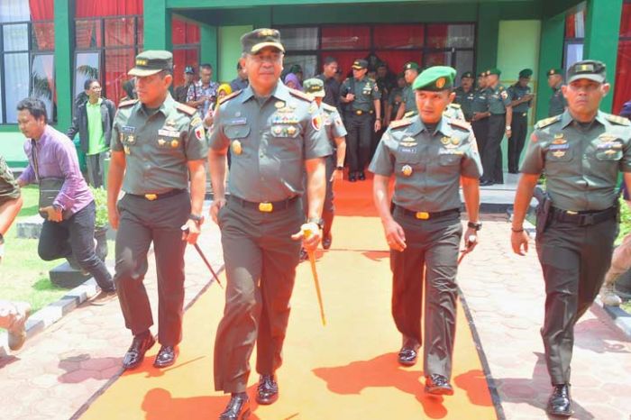 Diminta Pangdam, TNI Bojonegoro Malah Tidak Hafal Mars Babinsa