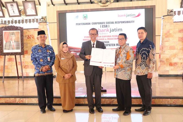 Gapura Perbatasan Magetan-Ngawi dan Magetan-Madiun Akan Dibangun Bank Jatim Gapura Perbatasan Magetan-Ngawi dan Magetan-Madiun Akan Dibangun Bank Jatim