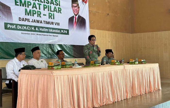 Sosialisasi 4 Pilar MPR RI, Halim Iskandar Tekankan Pancasila sebagai Fondasi Utama Pembangunan Sosialisasi 4 Pilar MPR RI, Halim Iskandar Tekankan Pancasila sebagai Fondasi Utama Pembangunan