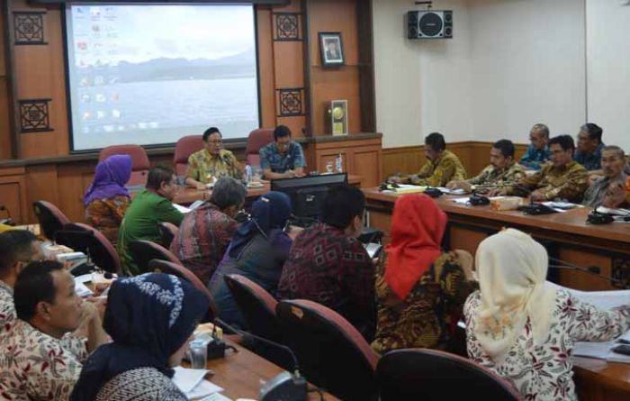 Bupati Sambari Kumpulkan Kepala SKPD, Diminta Paparkan Time Schedule Program