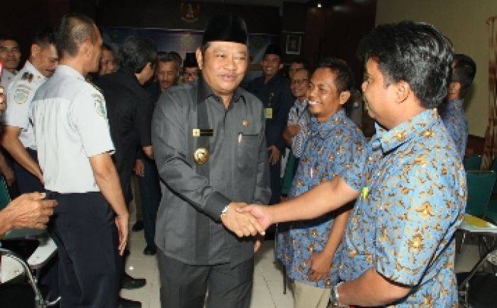 Sopir Teladan di Sidoarjo Diberi Penghargaan