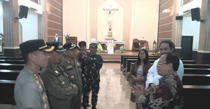 Jelang Natal 2025, Bupati Madiun Tinjau Gereja dan Pos Pengamanan
