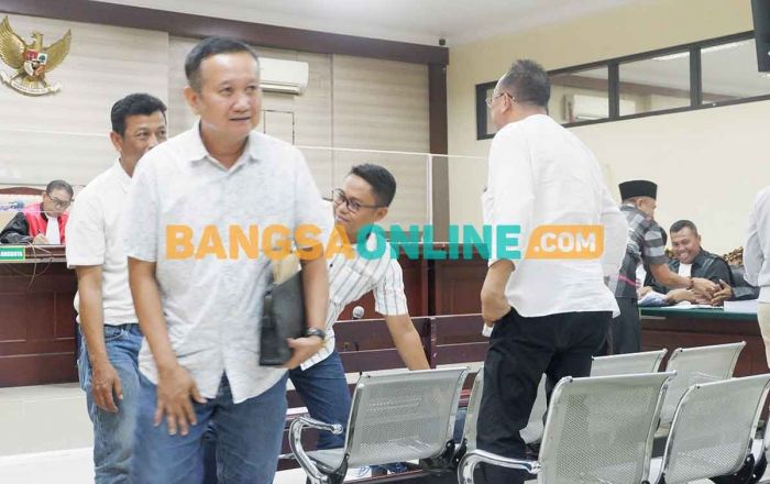 Sidang Korupsi Bupati Bangkalan, Anak Buah La Nyalla Bikin Hakim Geram Sidang Korupsi Bupati Bangkalan, Anak Buah La Nyalla Bikin Hakim Geram