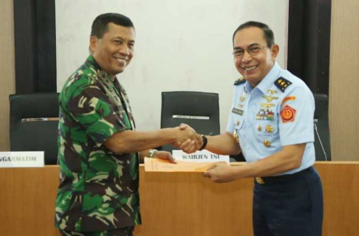 Taklimat Akhir Wasrik Itjen TNI Periode II TA 2017 di Koarmatim Taklimat Akhir Wasrik Itjen TNI Periode II TA 2017 di Koarmatim