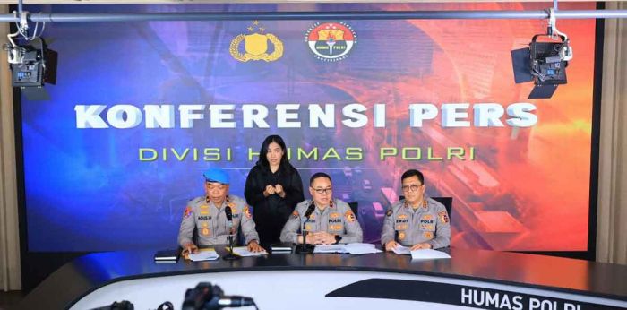 Divpropam Polri Tetapkan 7 Personel Brimob Langgar Etik di Kematian Affan Kurniawan Divpropam Polri Tetapkan 7 Personel Brimob Langgar Etik di Kematian Affan Kurniawan