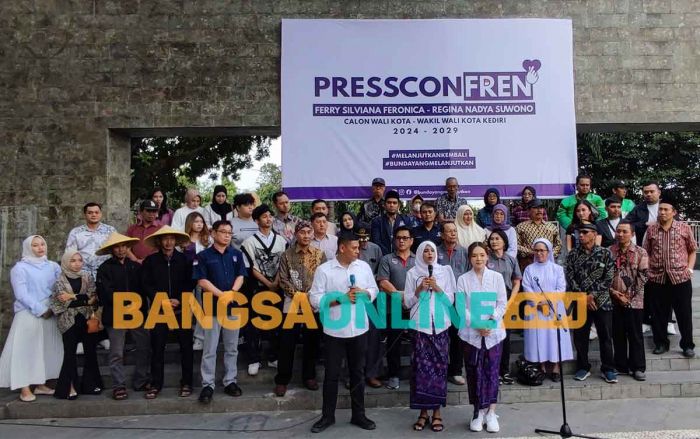 Bunda Fey-Regina Dideklarasikan Maju Pilkada 2024 di Kota Kediri Bunda Fey-Regina Dideklarasikan Maju Pilkada 2024 di Kota Kediri