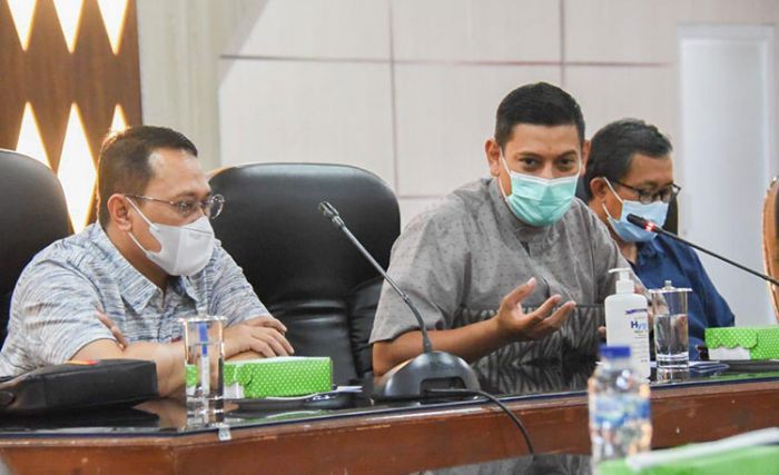 Bantu Kesembuhan Pasien, Wali Kota Kediri Ajak Penyintas Covid-19 Donor Plasma Konvalesen Bantu Kesembuhan Pasien, Wali Kota Kediri Ajak Penyintas Covid-19 Donor Plasma Konvalesen