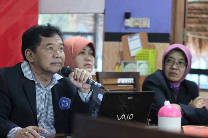 Rektor Jamin Status Nonaktif UNIROW Tidak Pengaruhi Perkuliahan Rektor Jamin Status Nonaktif UNIROW Tidak Pengaruhi Perkuliahan