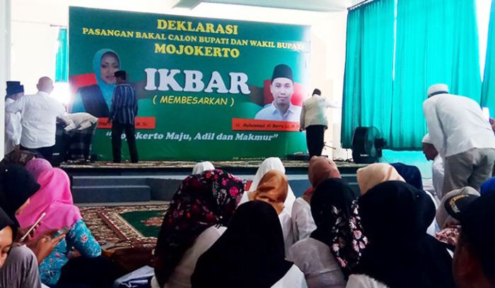 Istri MKP Nyalon di Pilbup Mojokerto 2020 Gandeng Gus Barra, Putra Kiai Asep Istri MKP Nyalon di Pilbup Mojokerto 2020 Gandeng Gus Barra, Putra Kiai Asep