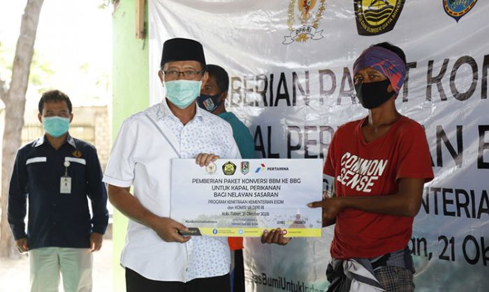 Nelayan Tuban Terima Konverter Kit, Penggunaan BBG Diklaim Lebih Hemat dan Ramah Lingkungan Nelayan Tuban Terima Konverter Kit, Penggunaan BBG Diklaim Lebih Hemat dan Ramah Lingkungan