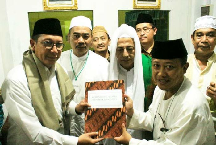 Menelusuri Jejak Kampung Religi di Surabaya (6): Sejarah Stibada Masjid Sunan Ampel Menelusuri Jejak Kampung Religi di Surabaya (6): Sejarah Stibada Masjid Sunan Ampel