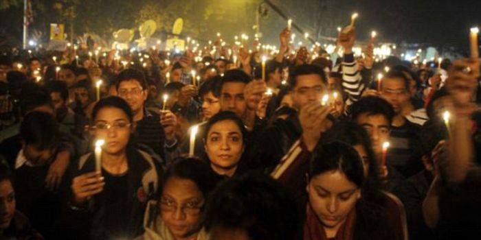 Pelaku Pemerkosaan di India: Yang Salah itu Perempuannya!