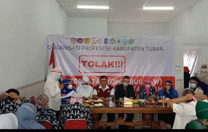 Tolak RUU Kesehatan Omnibus Law, Sejumlah Organisasi Kesehatan Berkumpul di Kantor IDI Tuban