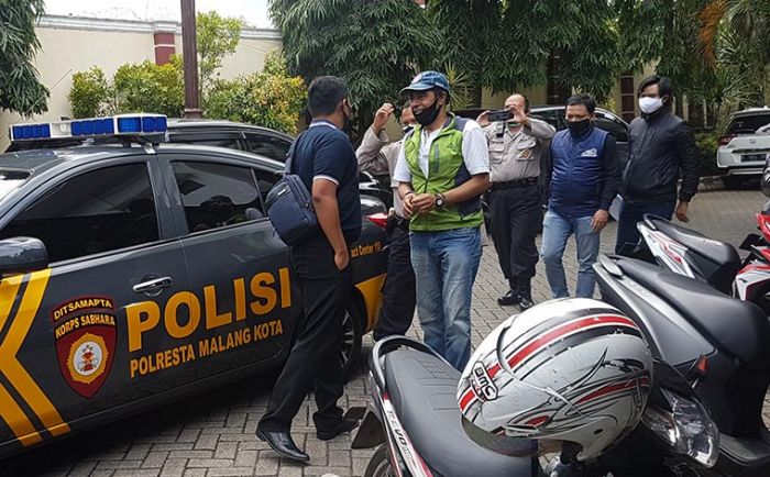 Palsukan Dokumen Permohonan Izin Tinggal, WNA Kanada Diamankan Imigrasi Malang Palsukan Dokumen Permohonan Izin Tinggal, WNA Kanada Diamankan Imigrasi Malang